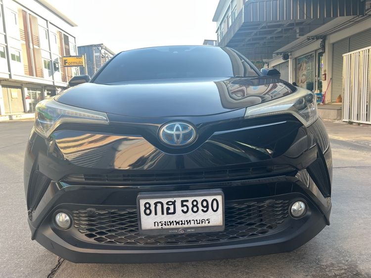 Toyota C-HR 2019 1.8 Hybrid Hi Sedan ไฮบริด เกียร์อัตโนมัติ ดำ รูปที่ 3