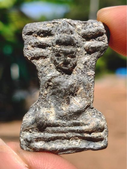 พระมเหศวร กรุวัดพระศรีรัตนมหาธาตุ  สุพรรณบุรี เนื้อชินเงินแท้ 