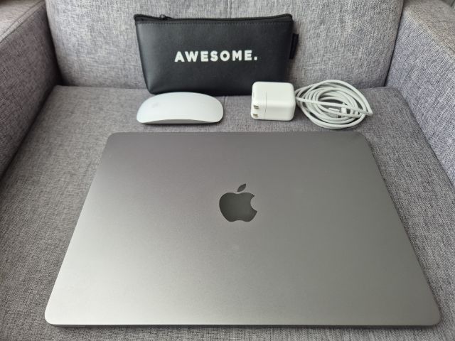 ขาย MacBook Air M2 (2022) (Starlight) ใช้งานน้อยมาก  รูปที่ 11