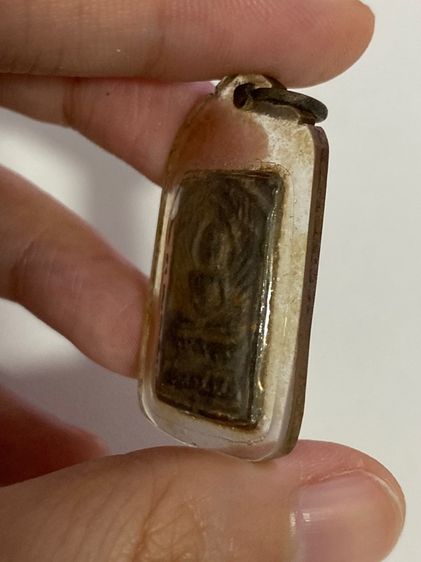 พระเครื่องไม่ทราบที่มา รูปที่ 4