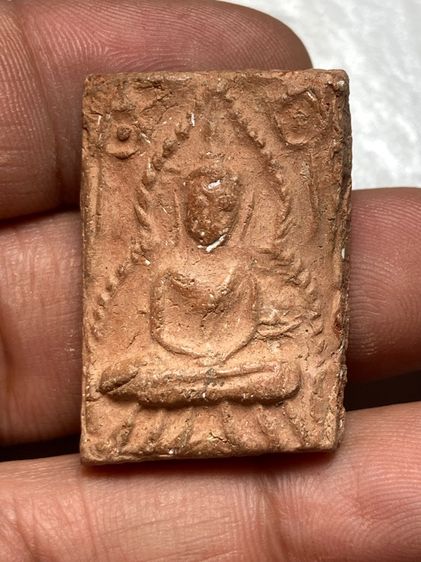 พระเก่าเนื้อดิน