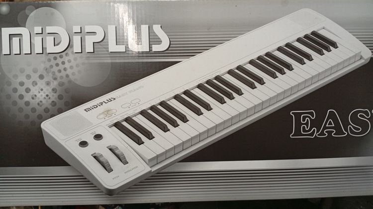 อื่นๆ เปียโนไฟฟ้า Midiplus Easy Piano (ใหม่เอี่ยม)