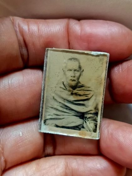 ภาพกระจก หลวงพ่ออยู่ วัดบางหัวเสือ จ.สมุทรปราการ รูปที่ 2