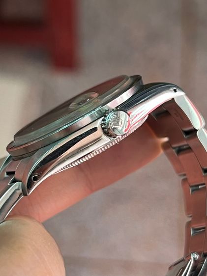 Rolex Oyster Perpetual Date รูปที่ 4
