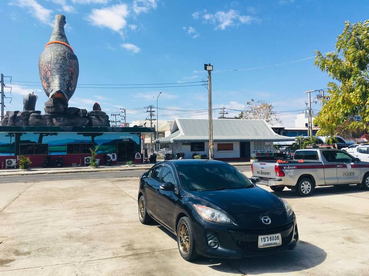 Mazda Mazda3 2013 2.0 Maxx Sedan เบนซิน ไม่ติดแก๊ส เกียร์อัตโนมัติ ดำ รูปที่ 2