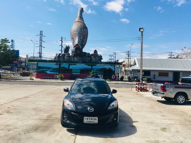 รถ Mazda Mazda3 2.0 Maxx สี ดำ