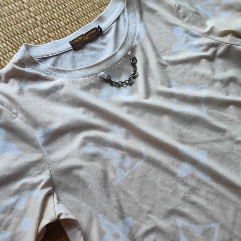 Louis Vuitton Tshirt M อก 36 รูปที่ 14