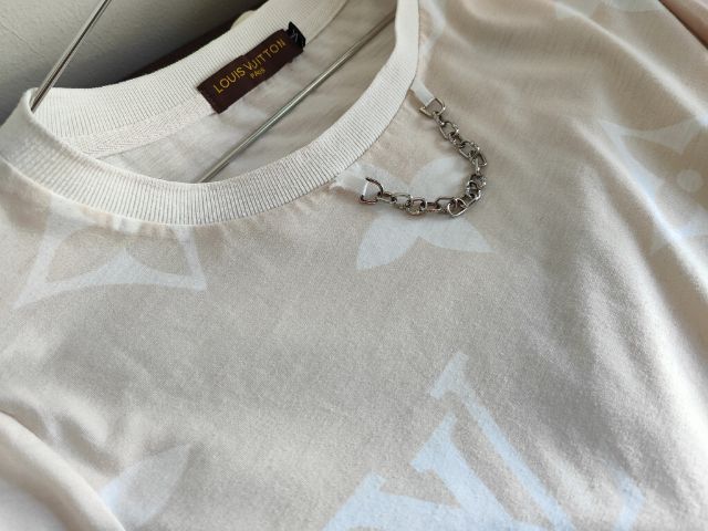 Louis Vuitton Tshirt M อก 36 รูปที่ 2
