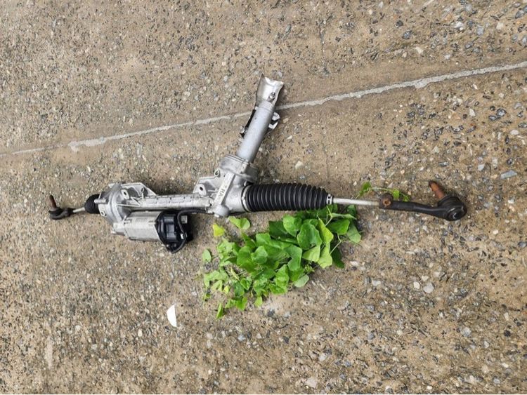 แร็คไฟฟ้า BMW E90 E91 E92 E93 E84 320i 320D 323i 325i 330i X1  รูปที่ 10