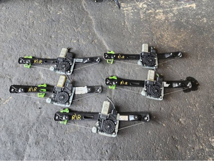 รางกระจกไฟฟ้าพร้อมมอเตอร์ BMW รูปที่ 3