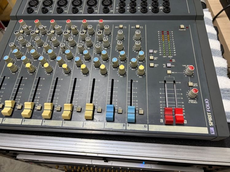 มิกเซอร์ COUND CRAFT  MADE NI.  ENGLAND สภาพสวยเสียงดีครับใช้งานได้ดีทุกระบบขายถูกครับเหลือใช้ครับ รูปที่ 4