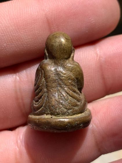 รูปหล่อหลวงพ่อเงินพิมพ์ขี้ตา รูปที่ 2