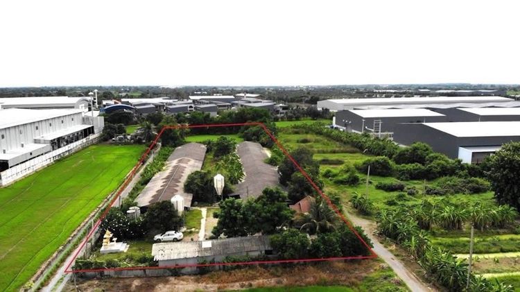 ไม่ใช่ ที่ดินบางเลน พร้อมโรงเรือน