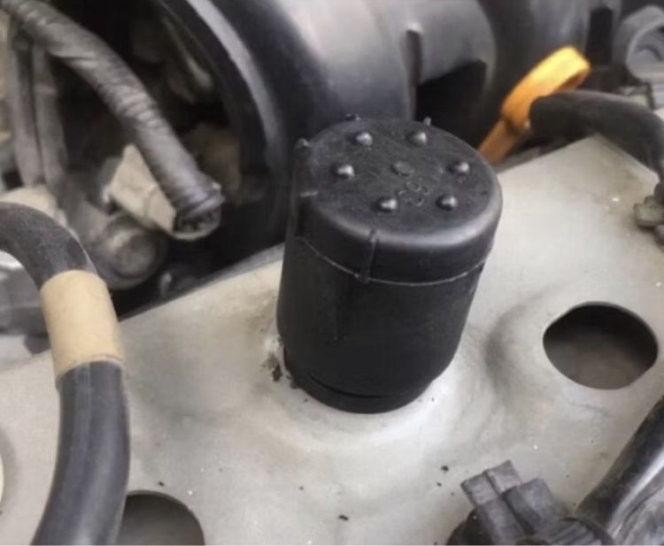 ราคาต่อตัว ยางรองฝากระโปรง หน้า Nissan Amera Almera NOTE นิสสัน อาเมร่า แท้ OEM อะเมร่า ราคาถูก มาร์ช ยางรองฝางกระโปรงหน้า march รูปที่ 2