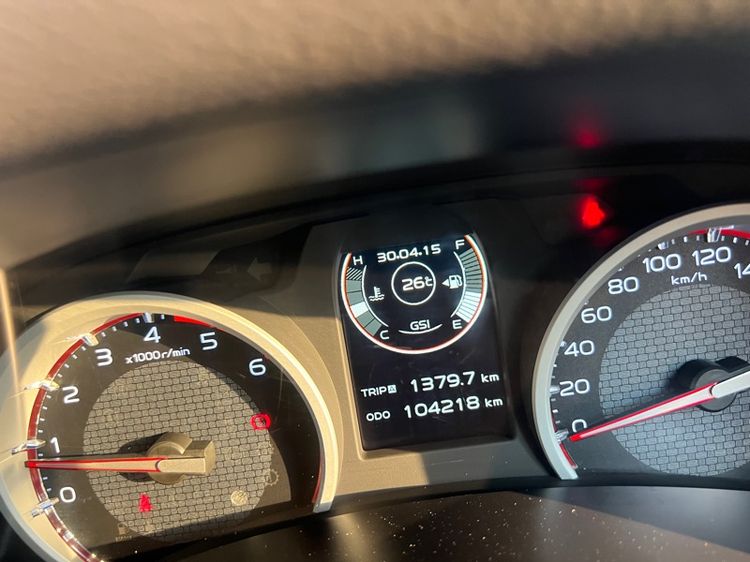 Isuzu D-MAX 2018 1.9 X-Series Speed Pickup ดีเซล ไม่ติดแก๊ส เกียร์ธรรมดา ขาว รูปที่ 3