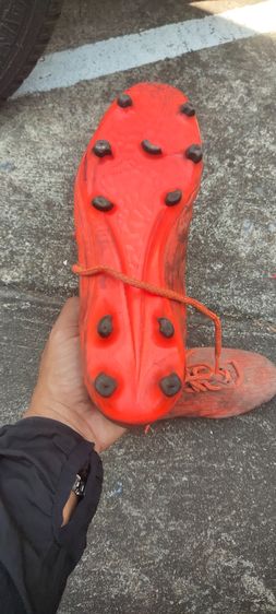 รองเท้าฟุตบอล size 40.5 รูปที่ 4