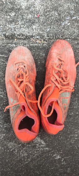 รองเท้าฟุตบอล size 40.5 รูปที่ 6