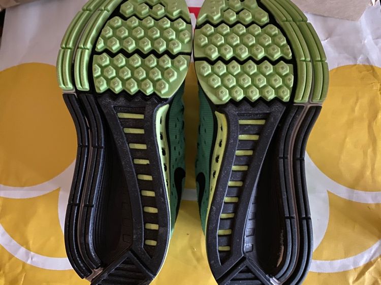 รองเท้าผ้าใบไนกี้ของแท้ รูปที่ 3