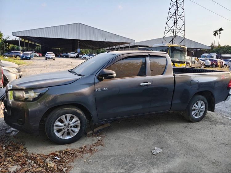 Toyota Hilux Revo 2023 2.4 Z Edition Entry Pickup ดีเซล ไม่ติดแก๊ส เกียร์อัตโนมัติ เทา