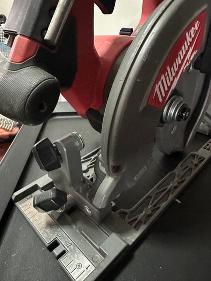 เลื่อยวงเดือน Milwaukee 2730-20 M18 มือ2 สภาพดี ไม่รวมแบต รูปที่ 5