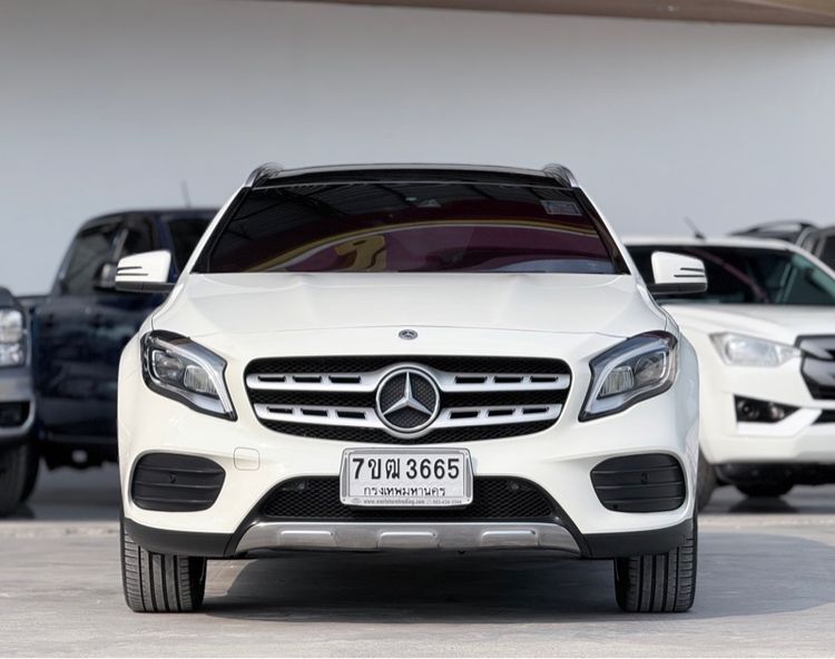 Mercedes-Benz GLA-Class 2018 GLA250 Utility-car เบนซิน ไม่ติดแก๊ส เกียร์อัตโนมัติ ขาว รูปที่ 2