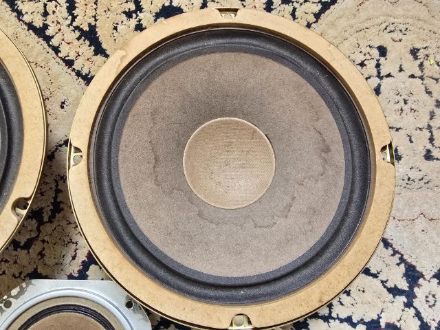 ดอก DRIVER ลำโพงกรวยกระดาษ
แบรนด์ Technics (Made in Japan)
ขนาดดอกลำโพง  8นิ้ว 4นิ้ว 2.5นิ้ว
ราคายกชุด 300 บาท รูปที่ 7