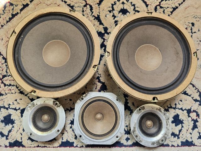 อื่นๆ ลำโพงแยกชิ้น และซับวูฟเฟอร์ อื่นๆ ดอก DRIVER ลำโพงกรวยกระดาษ
แบรนด์ Technics (Made in Japan)
ขนาดดอกลำโพง  8นิ้ว 4นิ้ว 2.5นิ้ว
ราคายกชุด 300 บาท