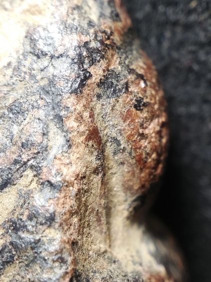 พระนางพญาพิษณุโลกเนื้อดินลงรักครับ รูปที่ 14