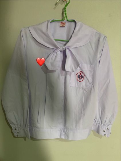 เสื้อนักเรียนม.ต้นคอนแวนต์ รูปที่ 2