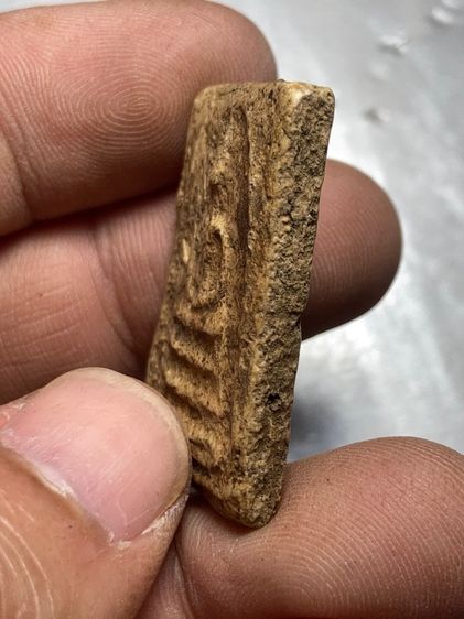 พระสมเด็จพิมพ์เส้นด้ายเก่า รูปที่ 4