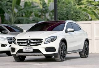 2018 BENZ GLA 250 AMG Facelift จดทะเบียนปี2018