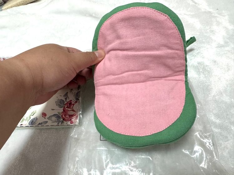 ถุงมือกันความร้อน Oven glove Cath kidston รูปที่ 3