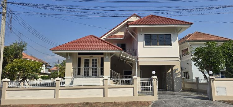 ตกแต่งครบ 2025 ใช่ ขายบ้านในโครงการกุลพันธ์วิลล์9ราคา5.99ล้าน