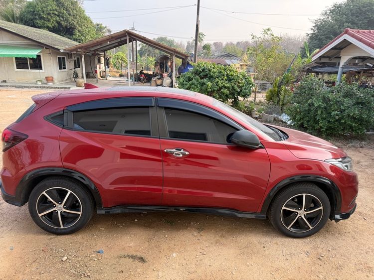 Honda HR-V 2019 1.8 RS เบนซิน ไม่ติดแก๊ส เกียร์อัตโนมัติ แดง รูปที่ 4