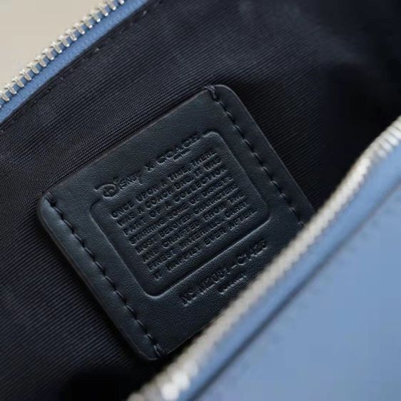 ขาย Disney X Coach Cinderella Box Purse Top Handle Crossbody Handbag White รูปที่ 6