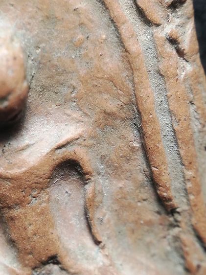 พระพิมพ์เศียรโล้นสะดุ้งกลับเนื้อดินหลวงปู่บุญครับ รูปที่ 11