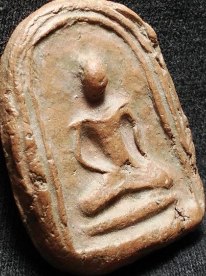 พระพิมพ์เศียรโล้นสะดุ้งกลับเนื้อดินหลวงปู่บุญครับ รูปที่ 7