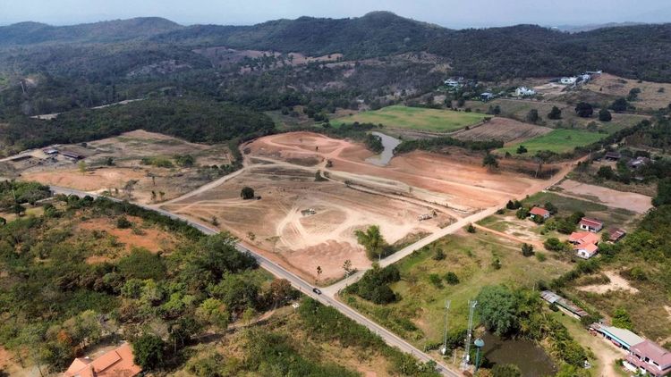 โครงการไพลิน แกรนด์ วิสต้า ที่ดินบนเนิน วิวเขาiอบ รูปที่ 2