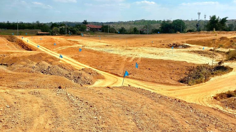 โครงการไพลิน แกรนด์ วิสต้า ที่ดินบนเนิน วิวเขาiอบ รูปที่ 3