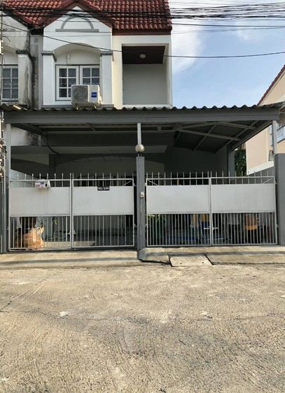 อื่นๆ ไม่มี ทาวน์เฮ้าส์2ชั้น ซ.โกสุมรวมใจ38 (หมู่บ้านสี่ชัยวิลล่า) แปลงมุม ทำเลดี ใกล้สนามบิน เซ็นทรัล โรบินสัน รถไฟฟ้าสายสีชมพู ศูนย์ราชการ โรงพยาบาล