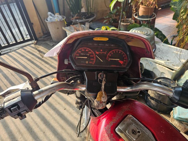 รถจักรยานยนต์​ Honda wing 125cc สีแดง รถใช้งานได้ รถปี2530 เอาไปแต่งสวยเลยค่ะ ราคา 10,000 บาท  รูปที่ 2