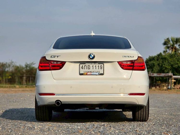 BMW Series 3 2016 320d Sedan ดีเซล ไม่ติดแก๊ส เกียร์อัตโนมัติ ขาว รูปที่ 4