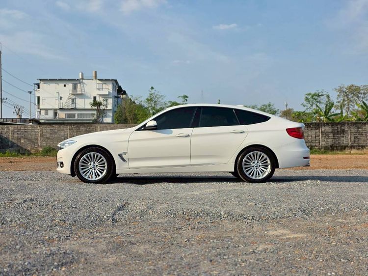 BMW Series 3 2016 320d Sedan ดีเซล ไม่ติดแก๊ส เกียร์อัตโนมัติ ขาว รูปที่ 3