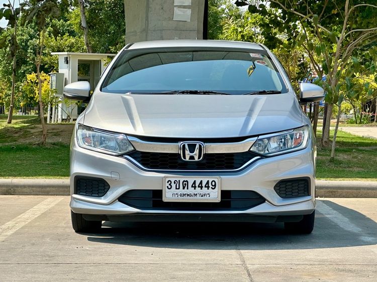 รถ Honda City 1.5 S สี บรอนซ์เงิน