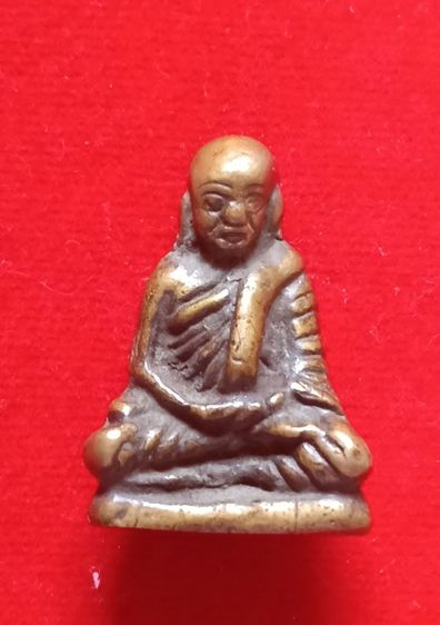 พระหลวงพ่อเงิน วัดท่ามะไฟ