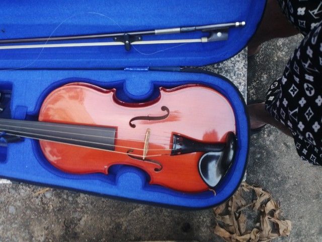 ไวโอลินเก็บนานเกือบ10ปีsuzuki รูปที่ 6