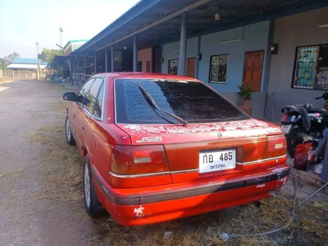 Mazda 626 1990 รุ่นย่อยอื่นๆ Sedan เบนซิน ไม่ติดแก๊ส เกียร์ธรรมดา แดง รูปที่ 4