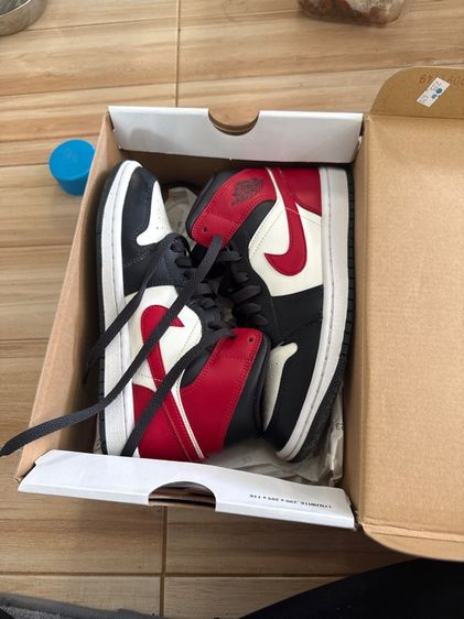 รองเท้าผ้าใบ หลากสี หนังสังเคราะห์ UK 5 | EU 38 | US 6.5 nike air jordan 1 mid chicago