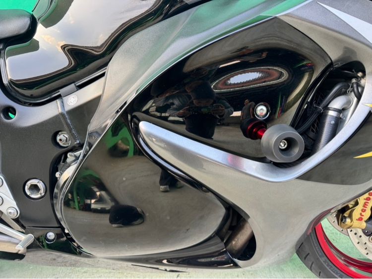 Suzuki Hayabusa 1340cc. ปี 2014 สีเทาดำ รูปที่ 8