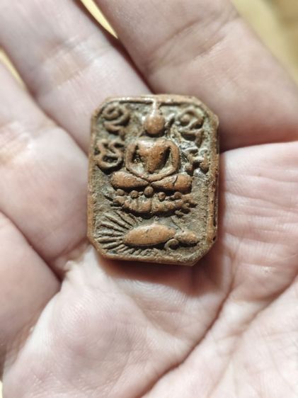 พระเครื่องไม่ทราบที่มา รูปที่ 6